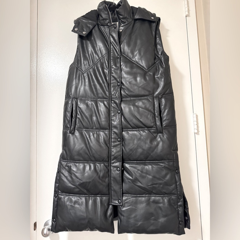 Avec Les Filles Vegan Leather Long Hooded Puffer Quilted Vest Sz S - Black